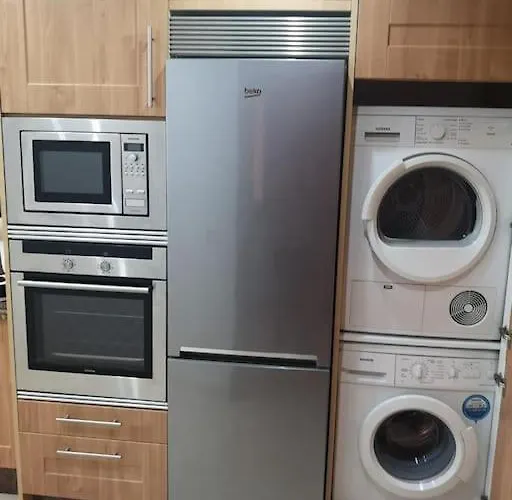 Lgda-primera Linea De Playa, Y Experiencias Vip Εστεπόνα