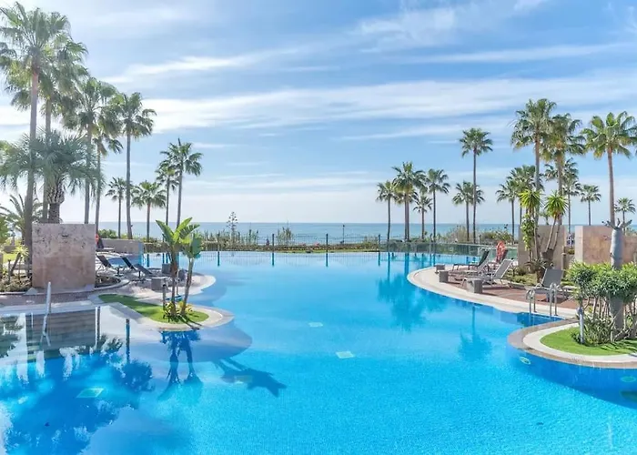 Lgda-Primera Linea De Playa, Spa Y Experiencias Vip Estepona